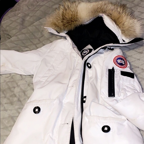 Canada goose women size m
